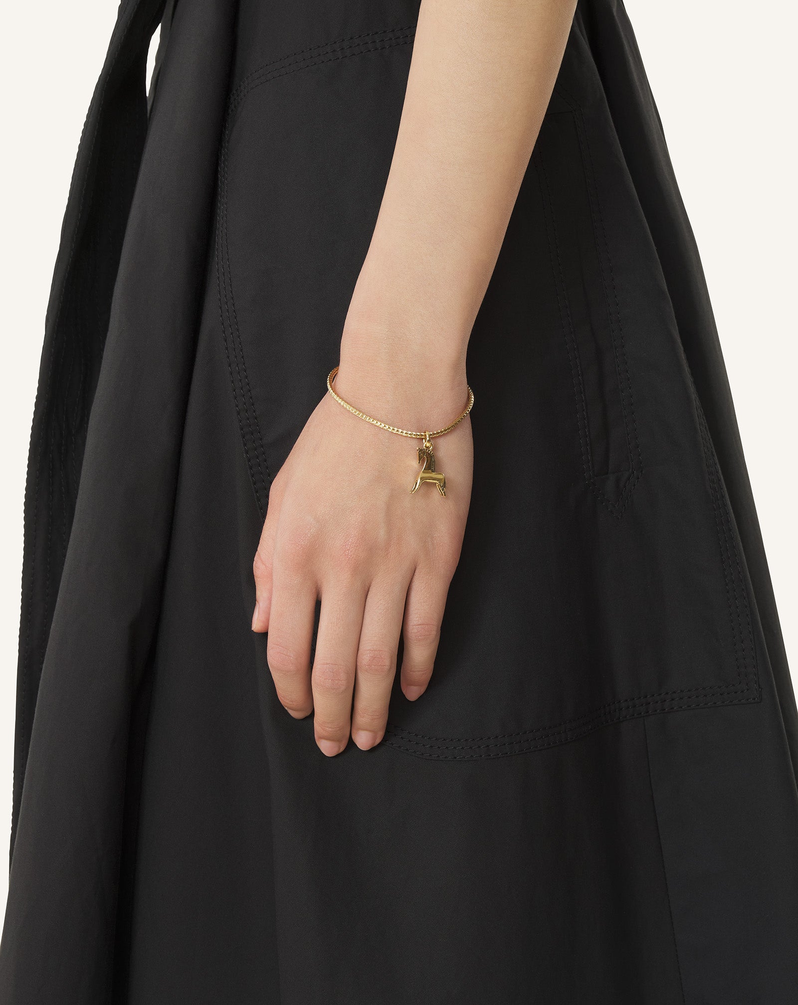 LUNAR YEAR BRACELET WITH A HORSE PENDANT