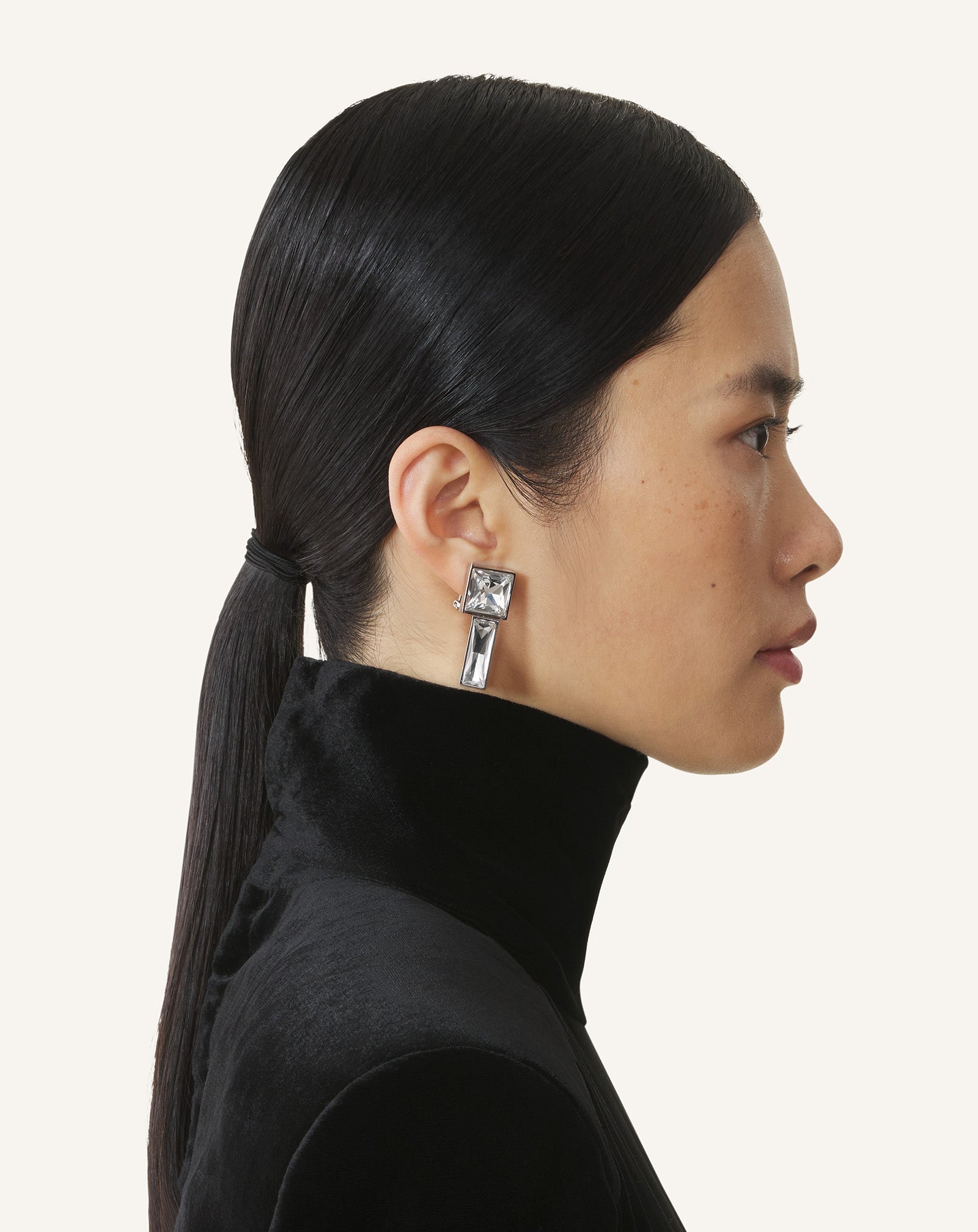 RHYTHMIQUE ASYMMETRICAL EARRINGS
