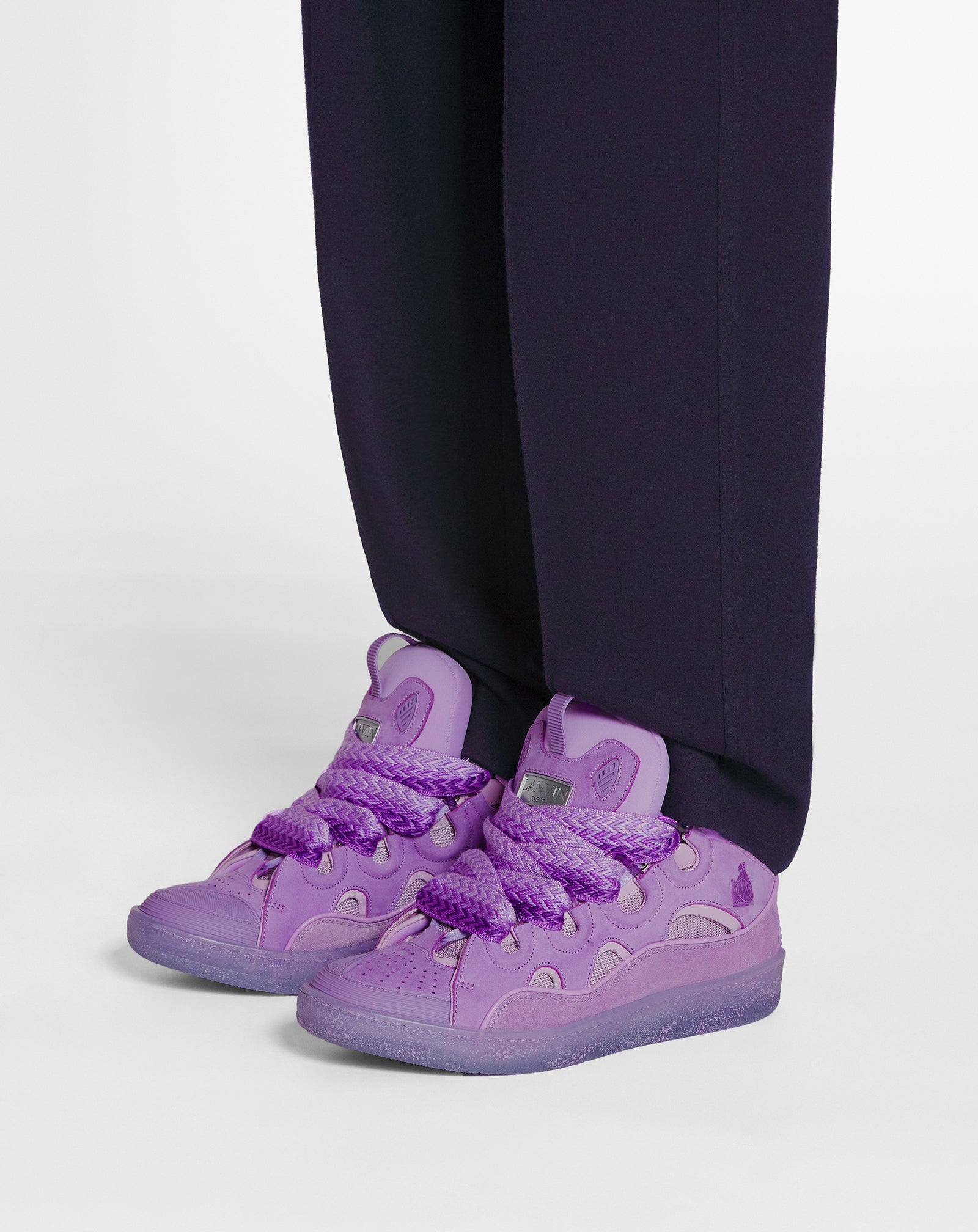LEATHER CURB SNEAKERS