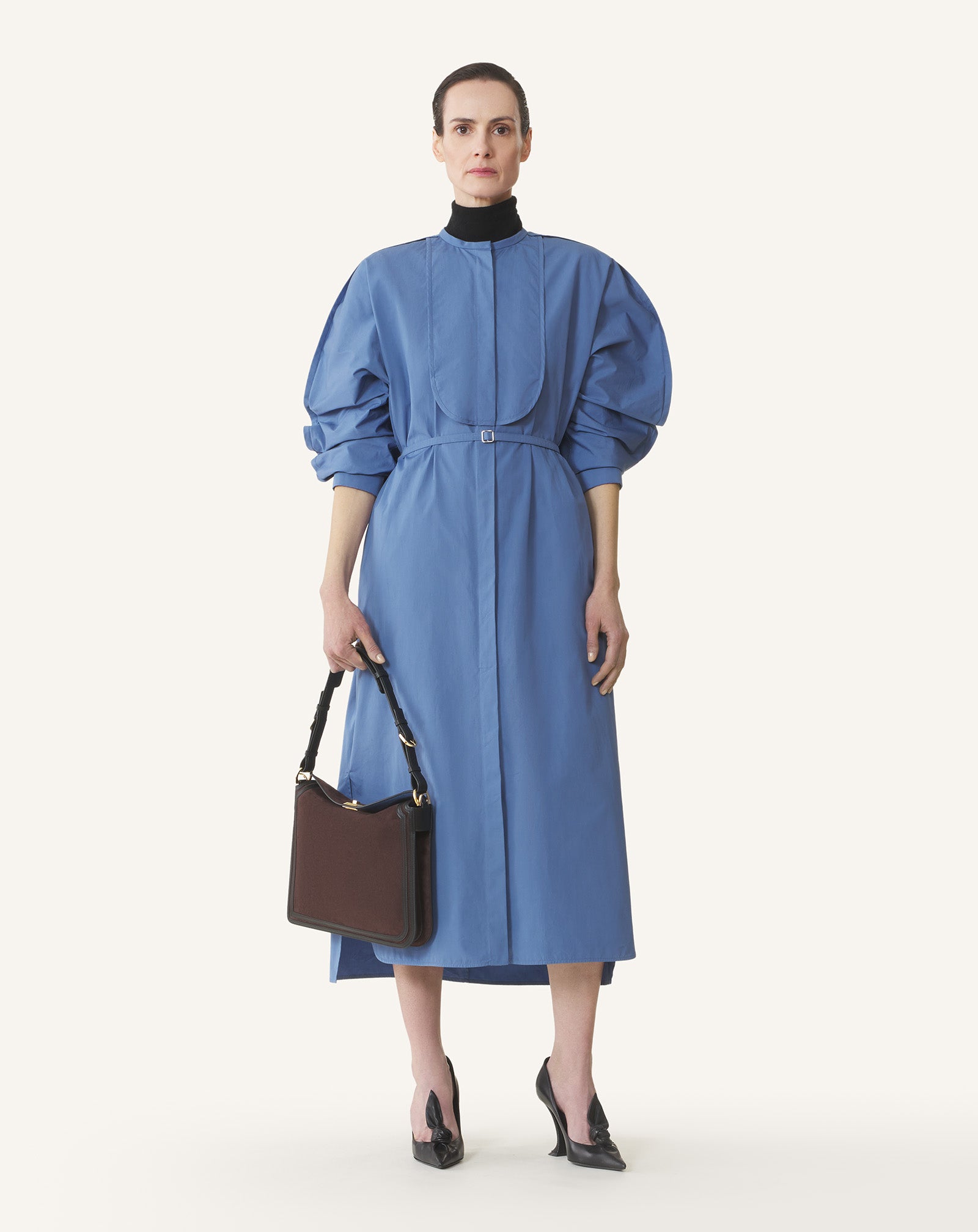 COMPAGNON ASYMMETRICAL BAG IN SUEDE