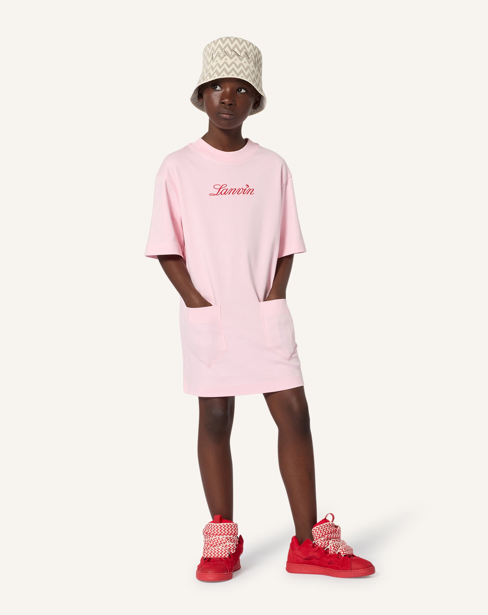T-SHIRT DRESS