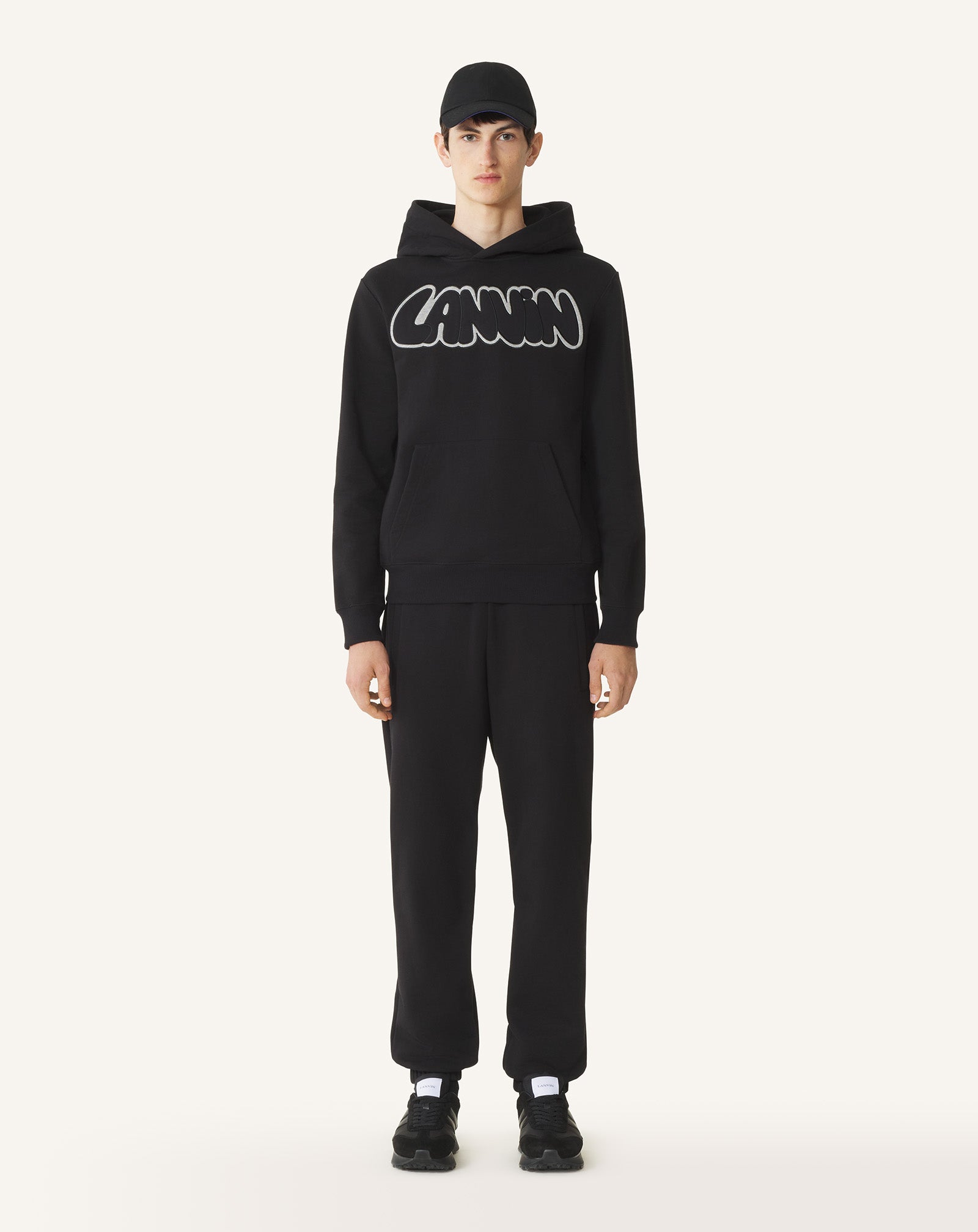 BLACK URBAN CURB HOODIE