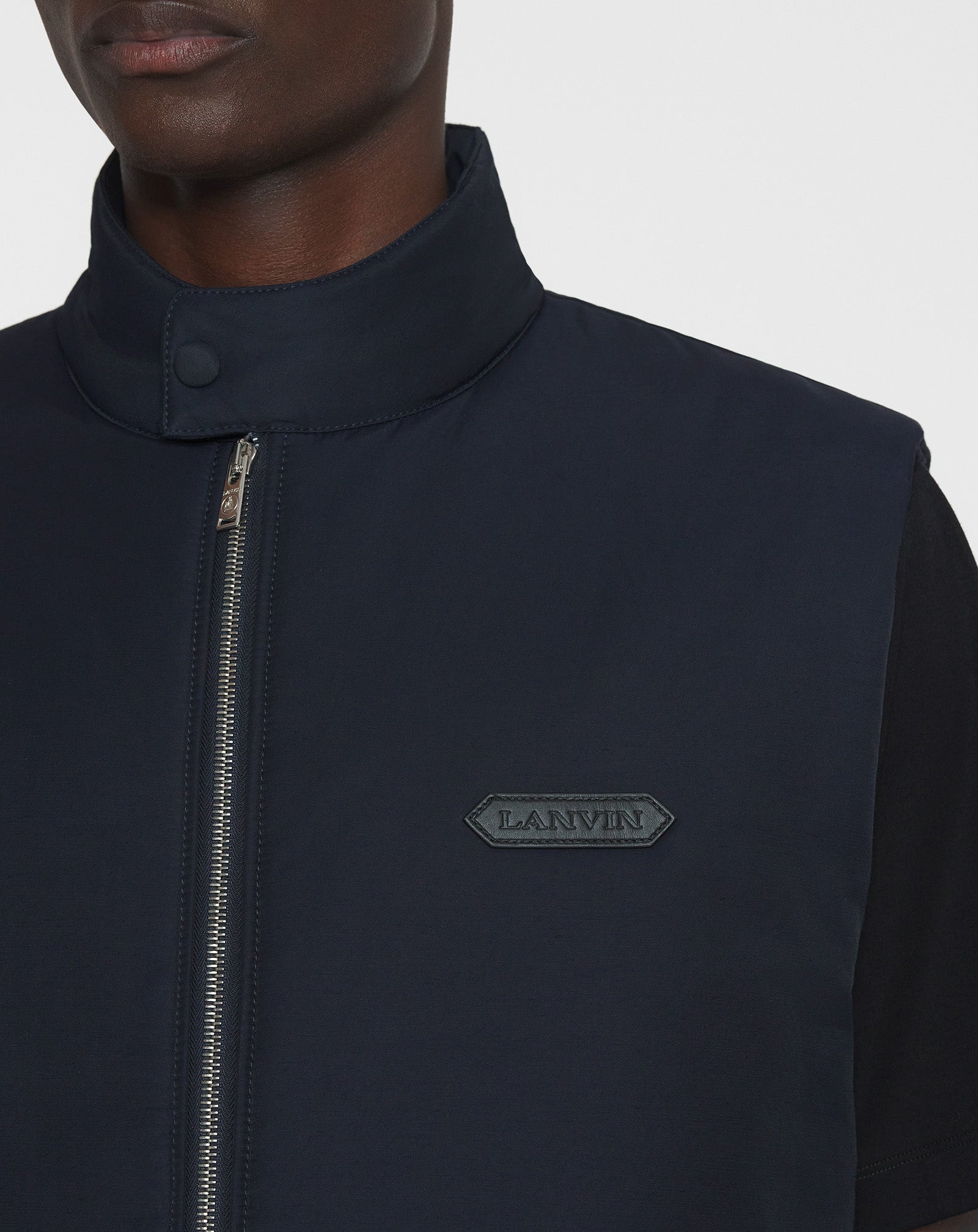 SLEEVELESS PADDED JACKET IN TECHNICAL COTTON