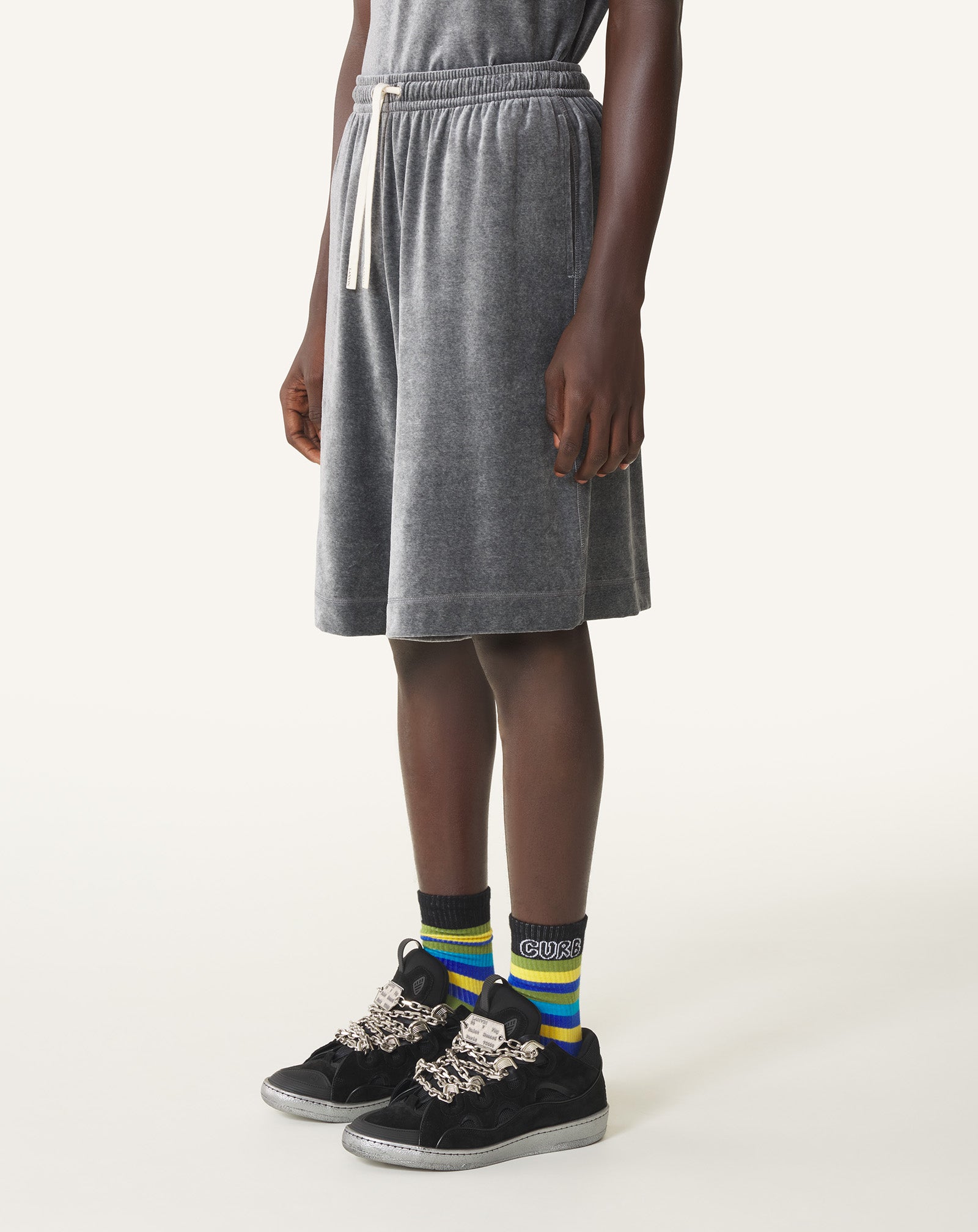 VELVET BERMUDA SHORTS
