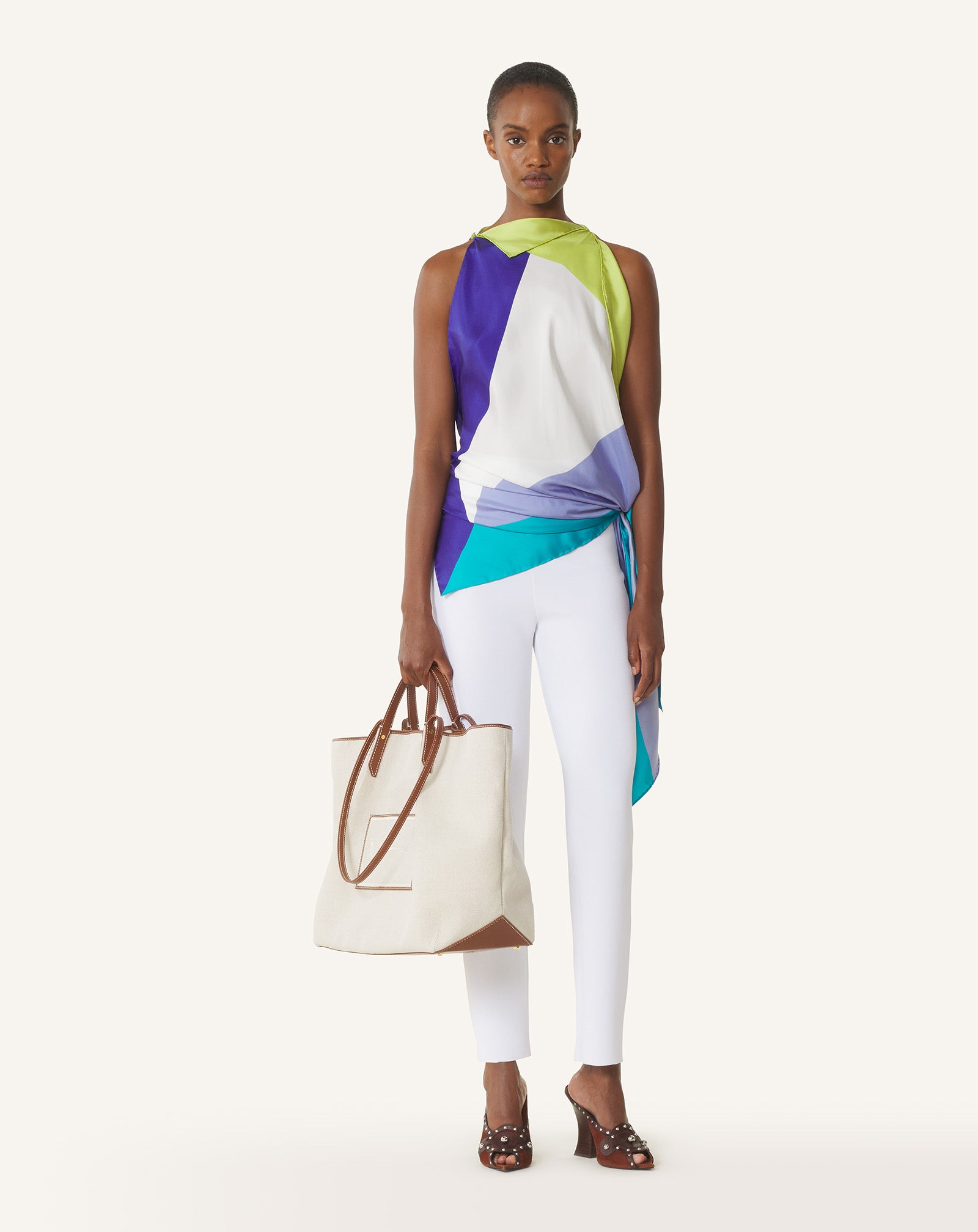 SILK GRAPHIC PRINT TOP