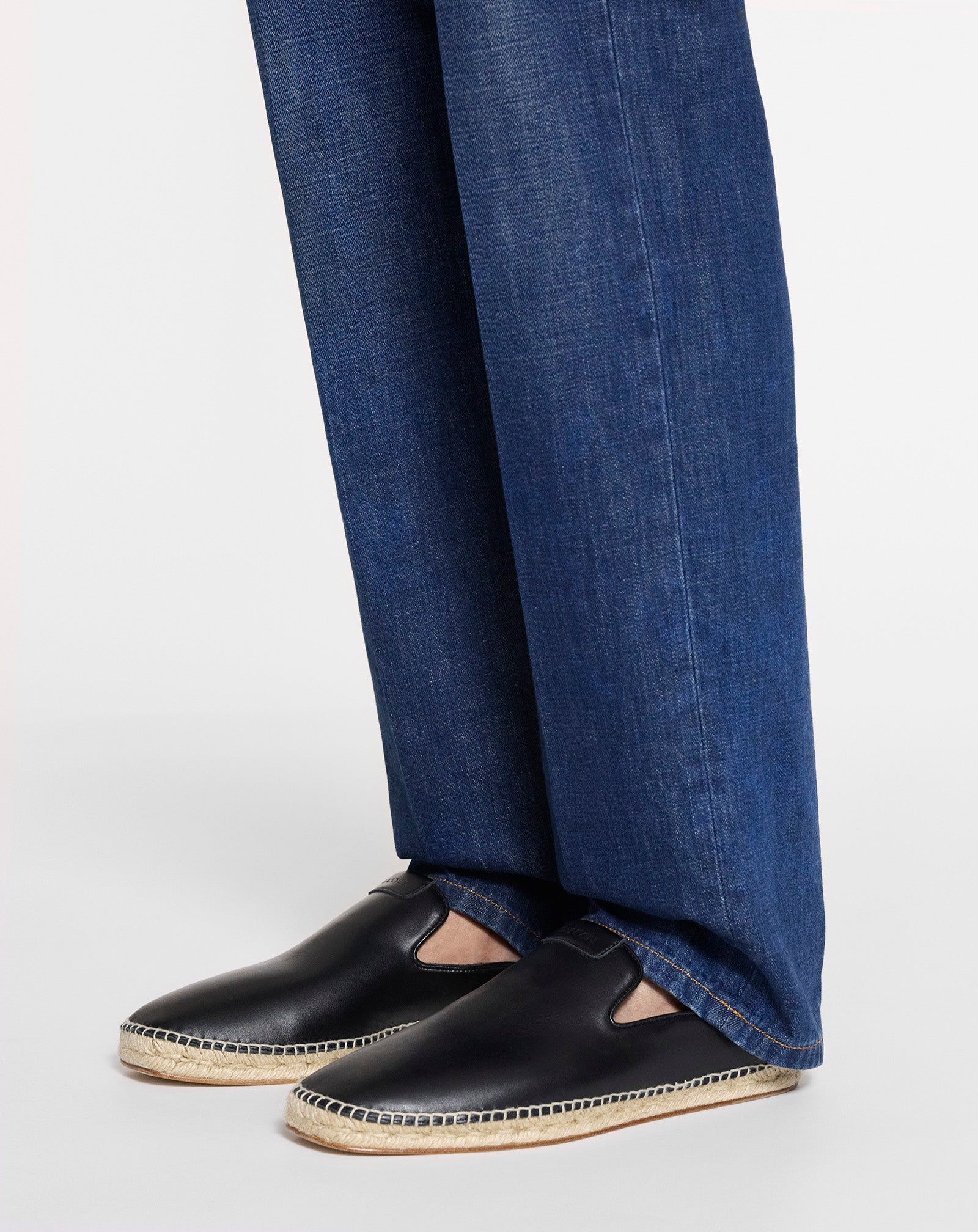 DOMRA LEATHER MULES