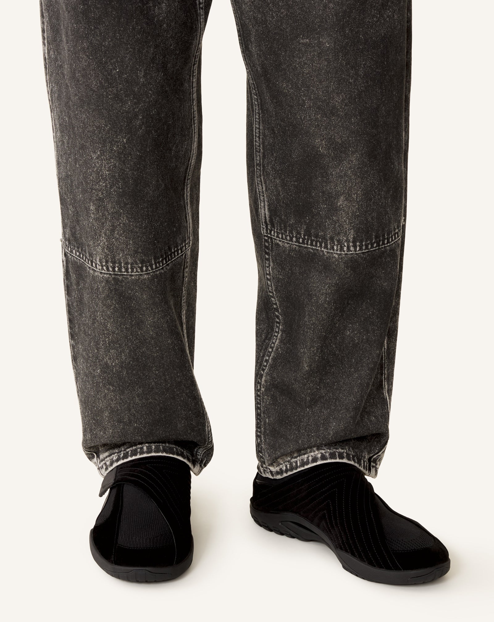 BLACK LNV1 KNIT AND SUEDE SNEAKERS