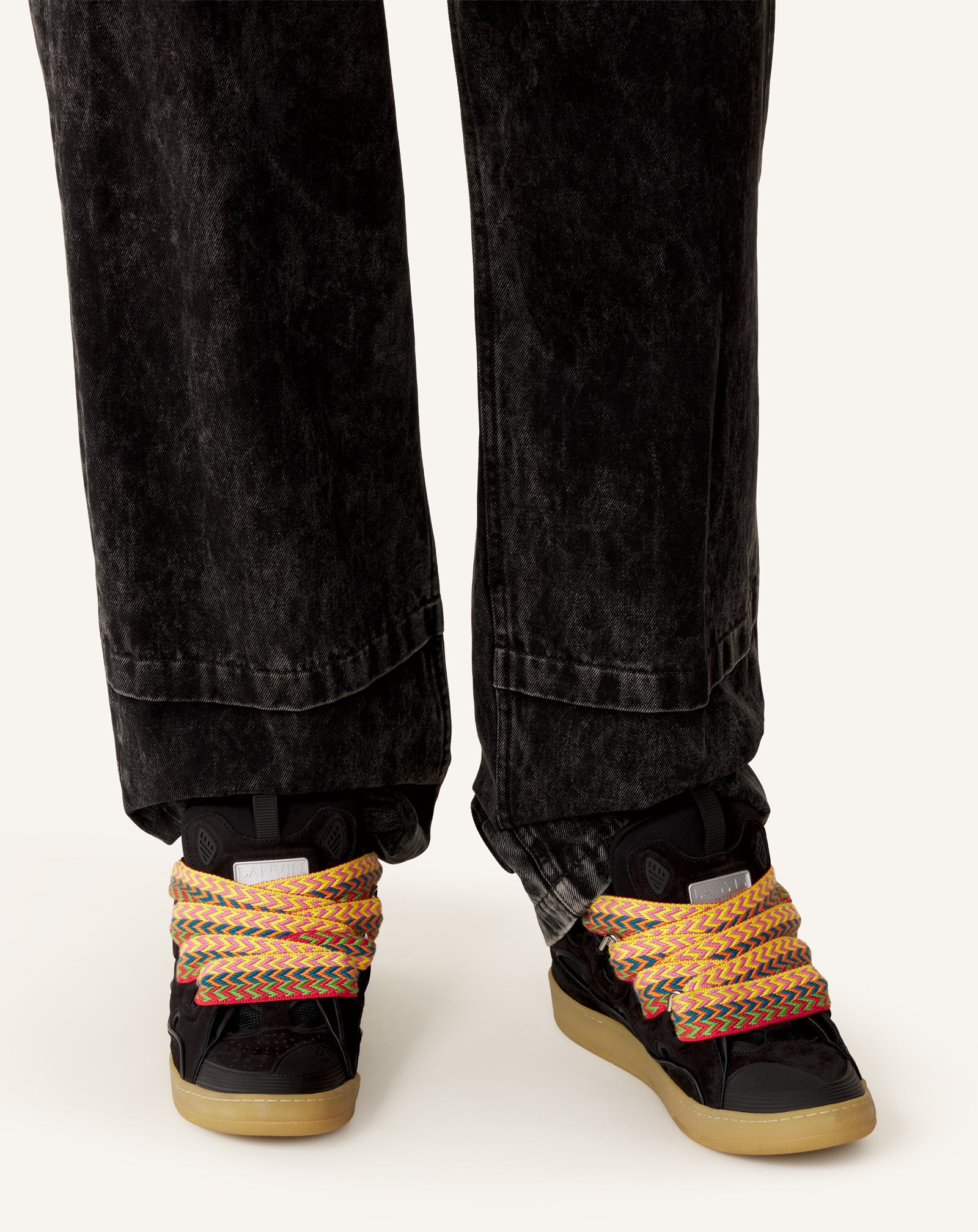 LEATHER CURB SNEAKERS