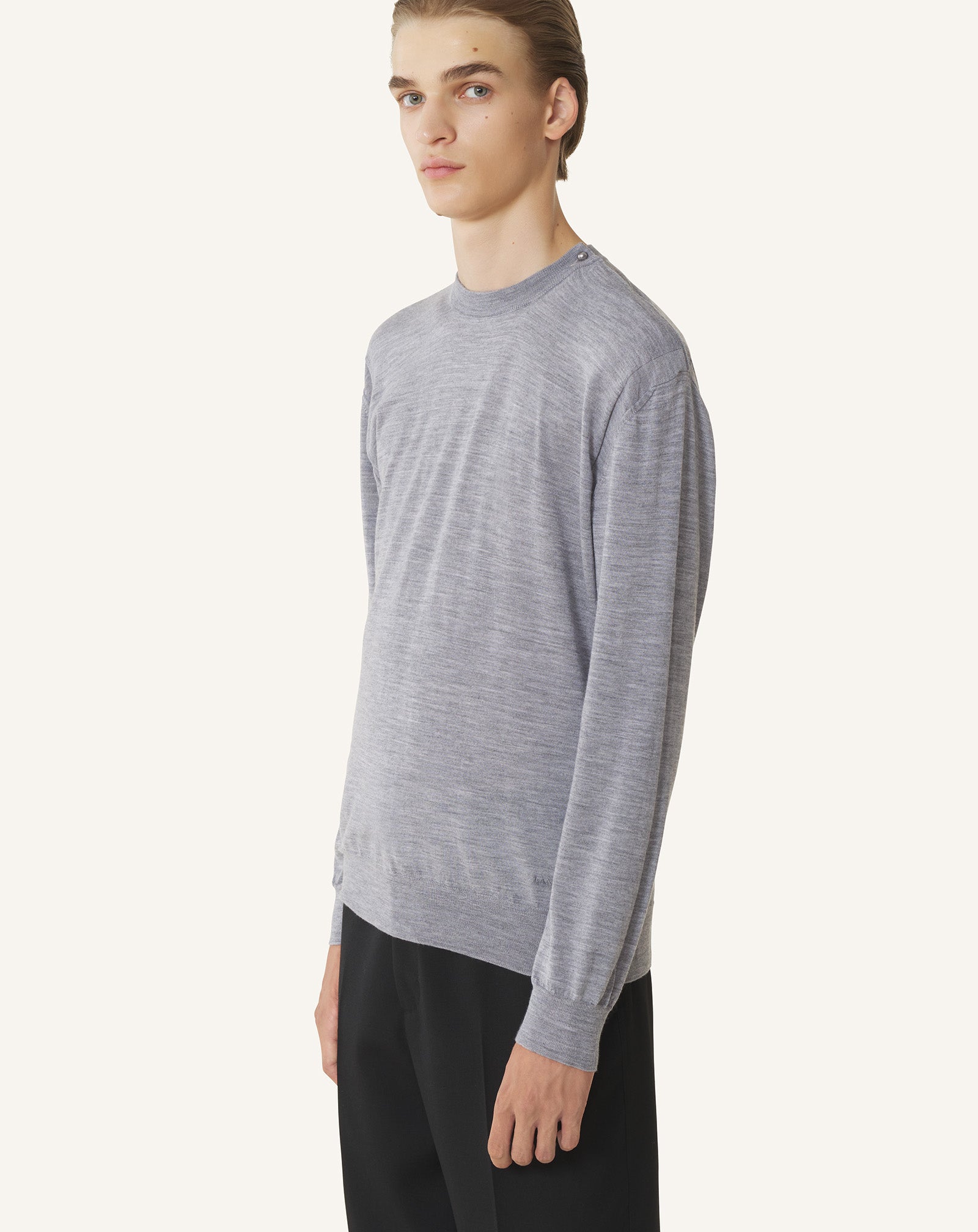 BLACK MERINO WOOL SWEATER