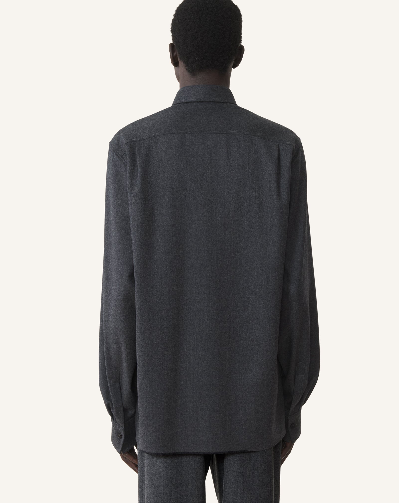BLACK STRAIGHT-CUT OVERSHIRT IN WOOL FLANNEL