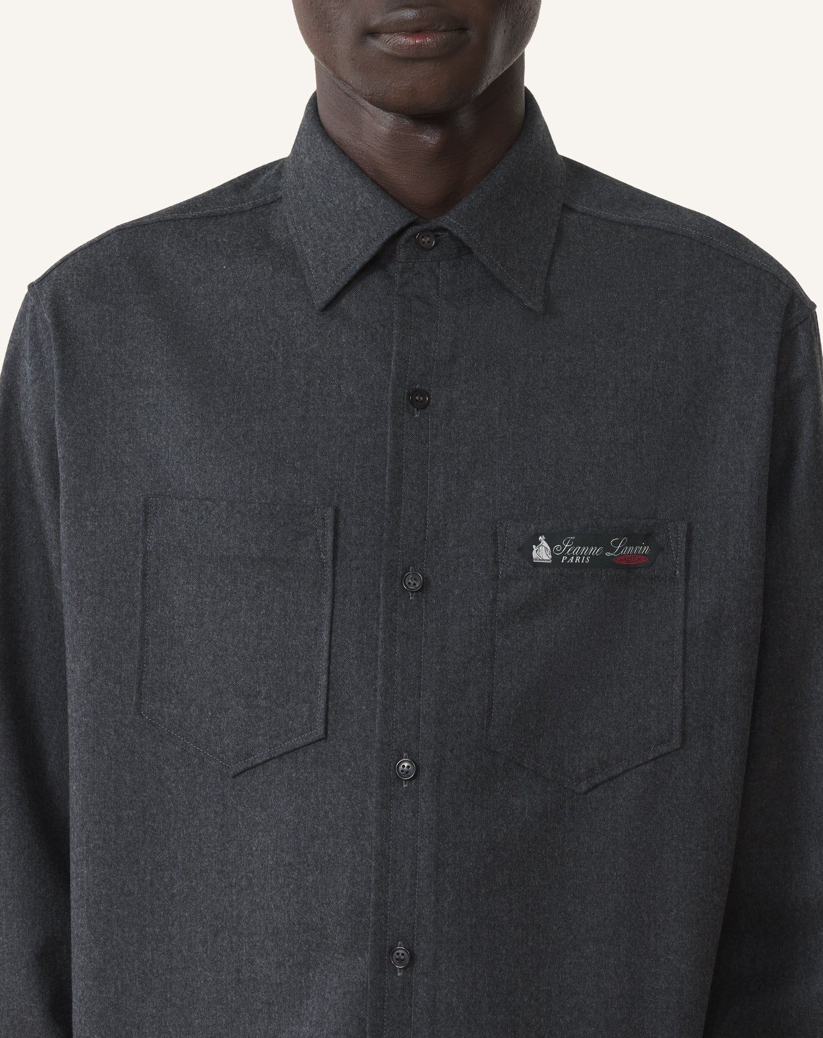 BLACK STRAIGHT-CUT OVERSHIRT IN WOOL FLANNEL