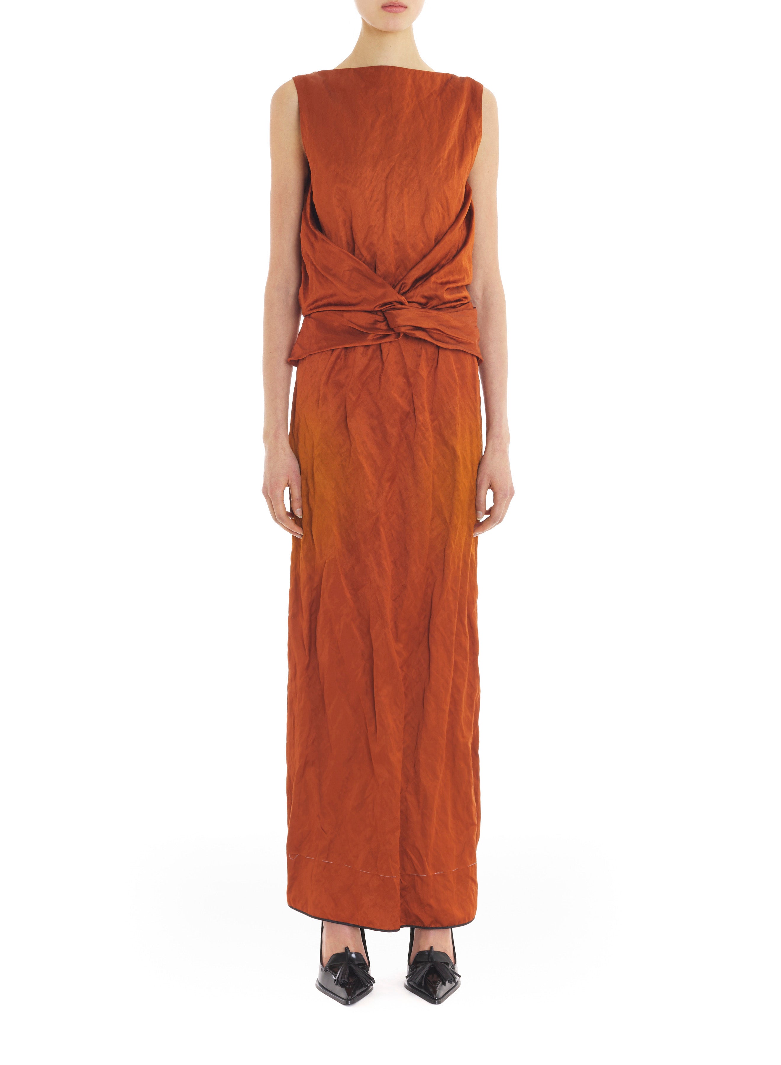 BACK CAPE DRESS