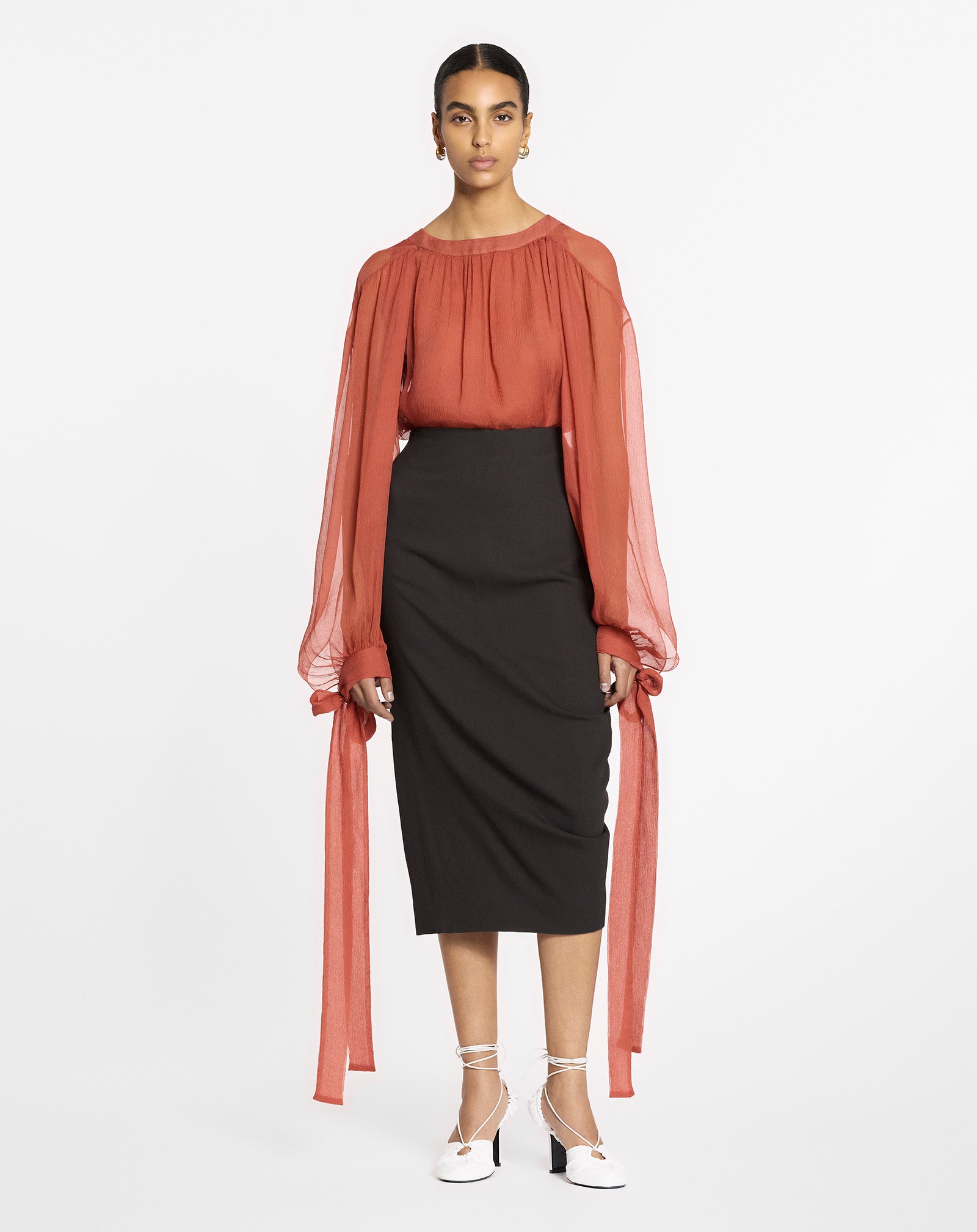 GATHERED BLOUSE IN SILK CREPON