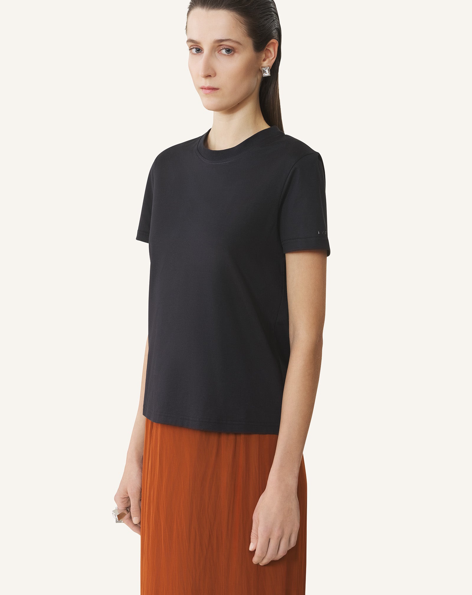 BLACK COTTON T-SHIRT WITH RIBBON DETAIL